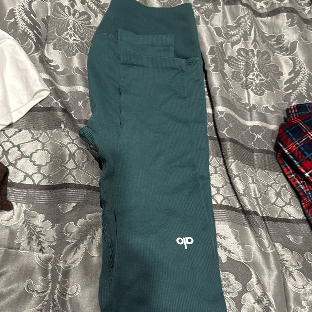 Ribbed Alo leggings great condition